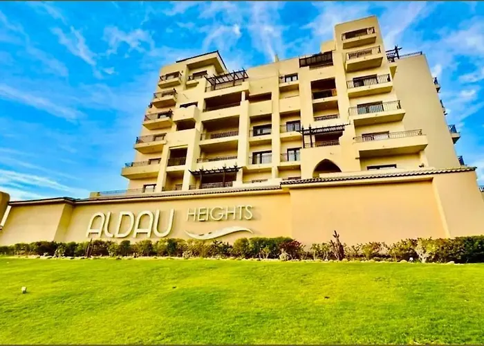 Apartment In Dow Heights Compound *